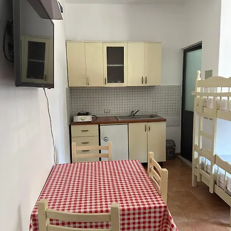 Dhomat E Nojes Kati 1 * Shëngjin