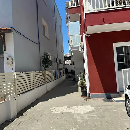 Dhomat E Nojes Kati 1 Holiday home *